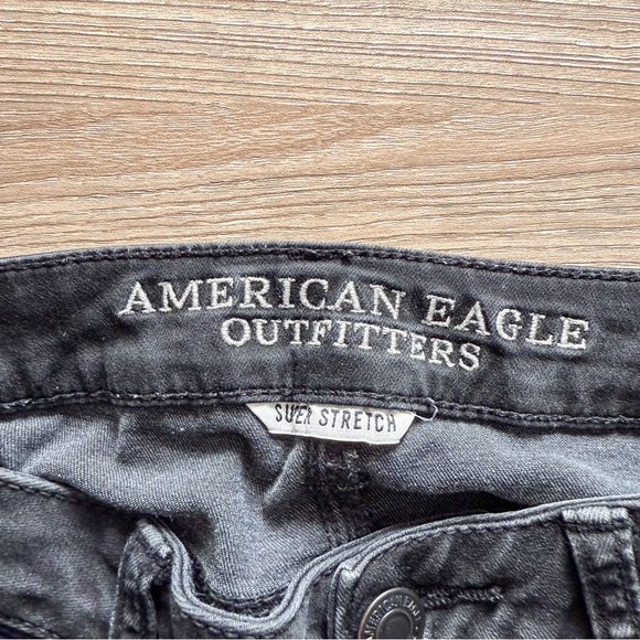 American Eagle Black Distressed Super Stretch Skinny Vintage Collection Size 2 - Picture 4 of 5